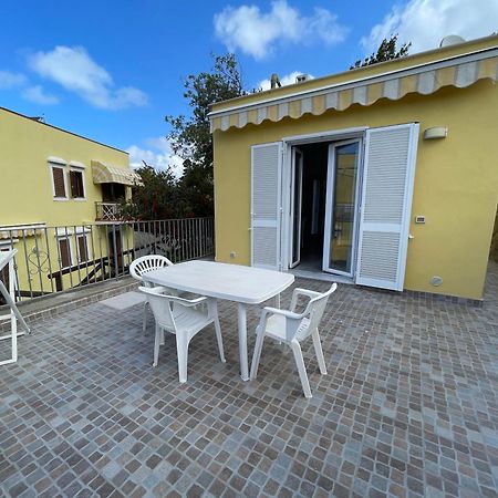 Residence Andrea A Mare Forio di Ischia エクステリア 写真