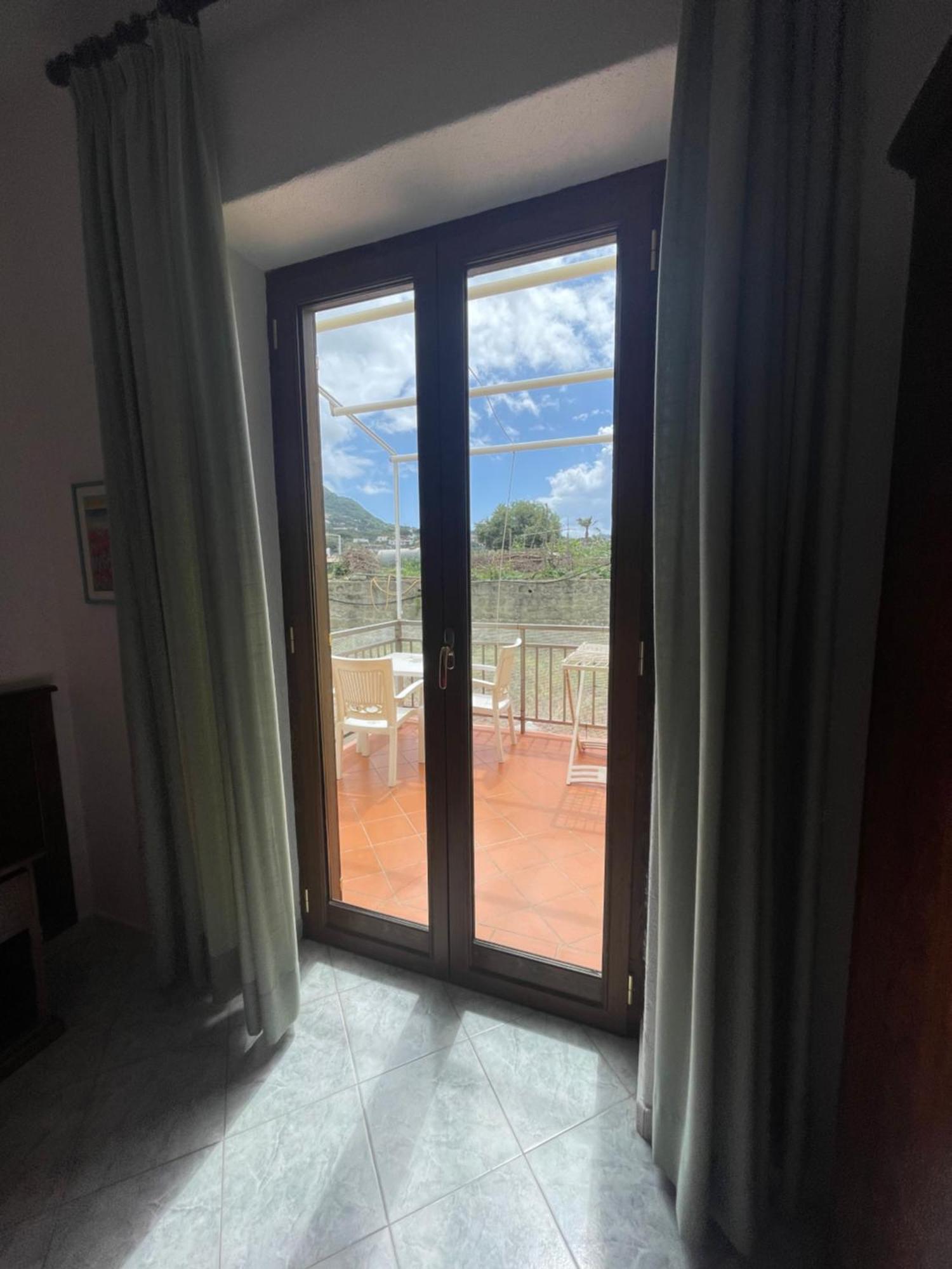 Residence Andrea A Mare Forio di Ischia エクステリア 写真