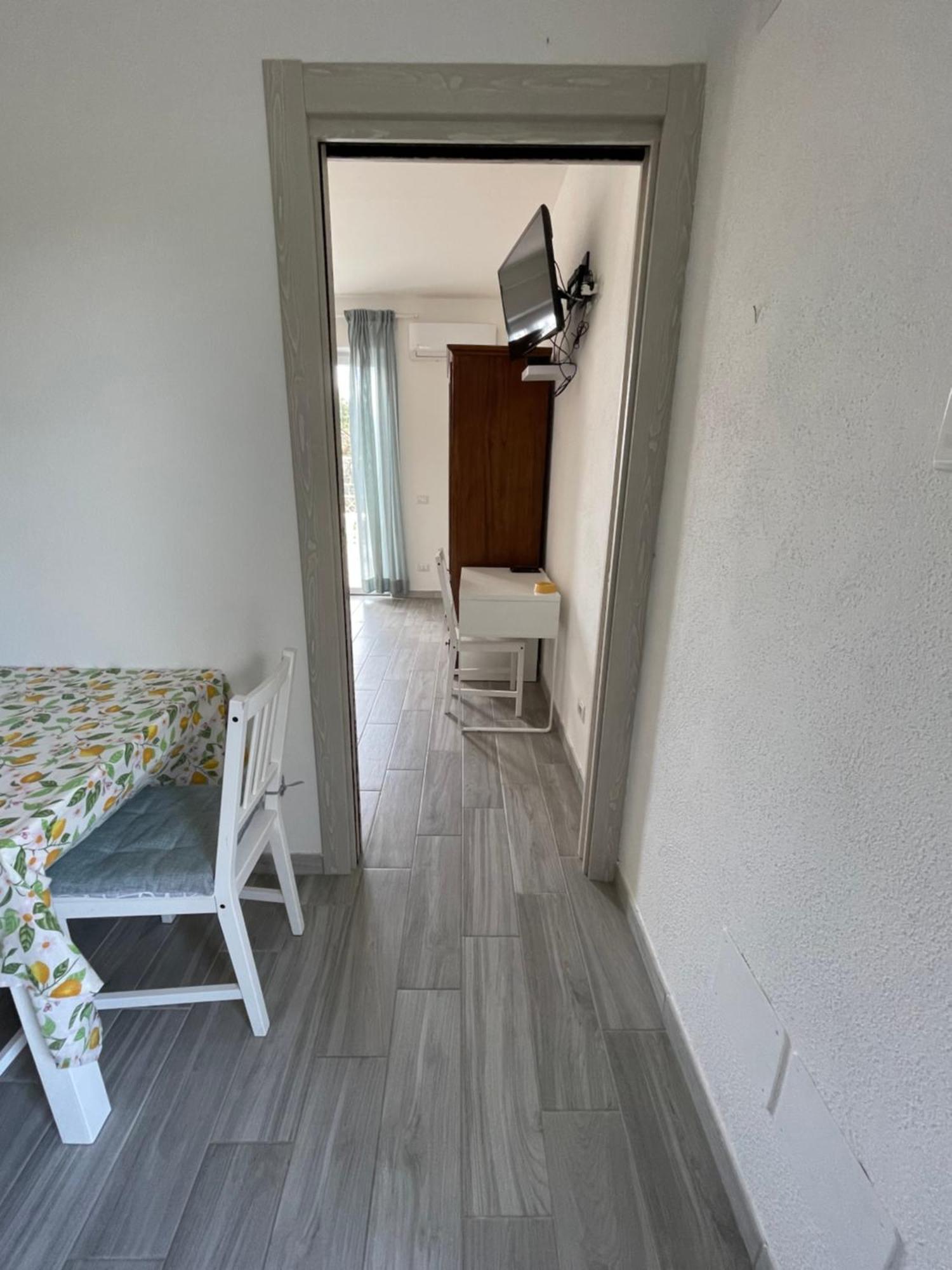 Residence Andrea A Mare Forio di Ischia エクステリア 写真