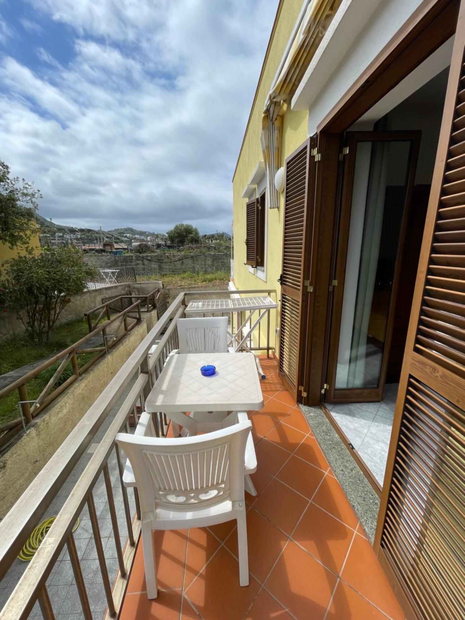 Residence Andrea A Mare Forio di Ischia エクステリア 写真
