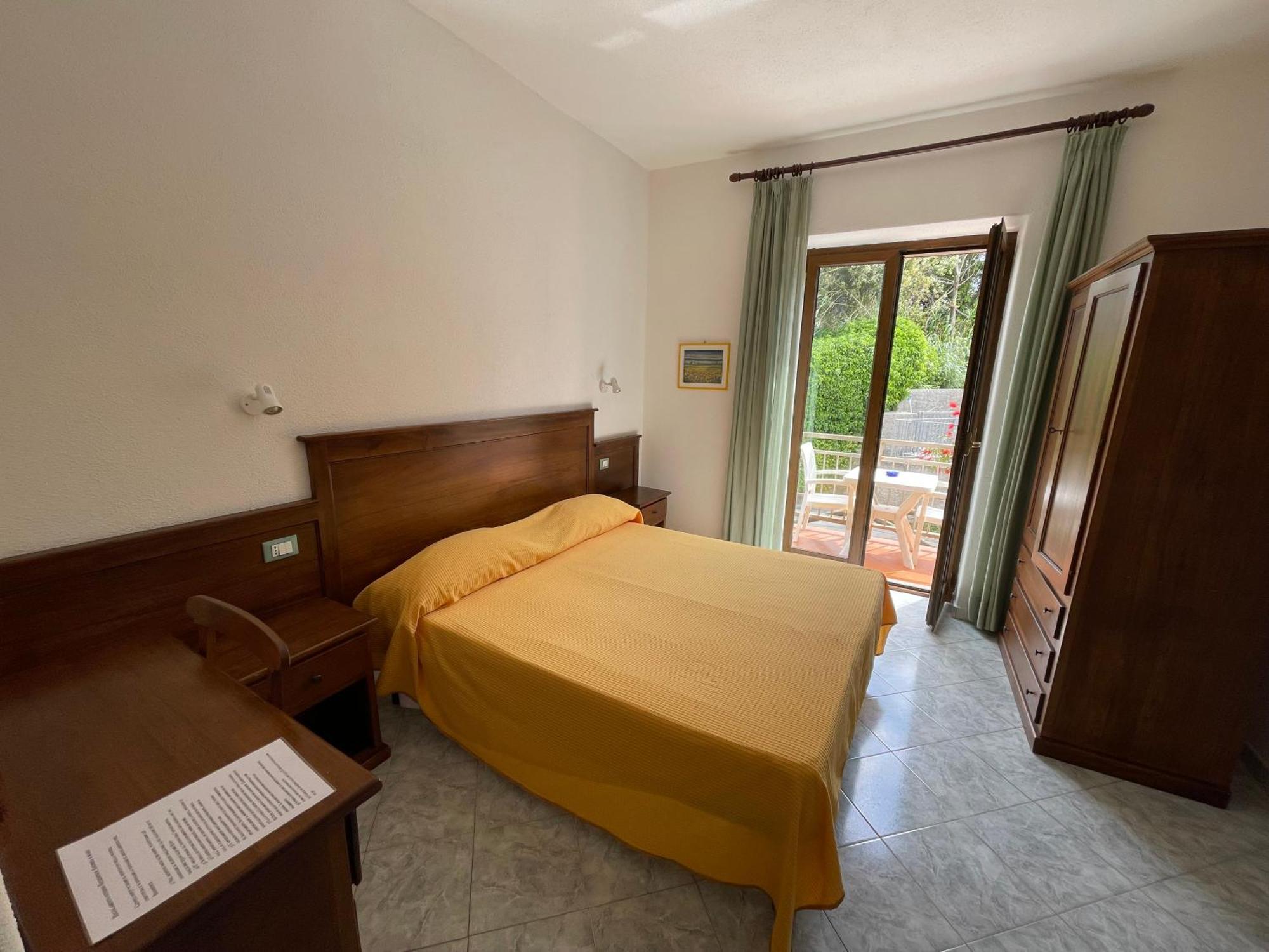 Residence Andrea A Mare Forio di Ischia エクステリア 写真